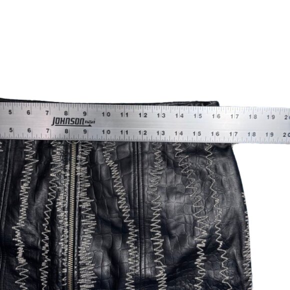 Free People Rock The Croc Lamb Leather Whimsigoth Y2K Mini Skirt (Size 10) - Picture 13 of 15